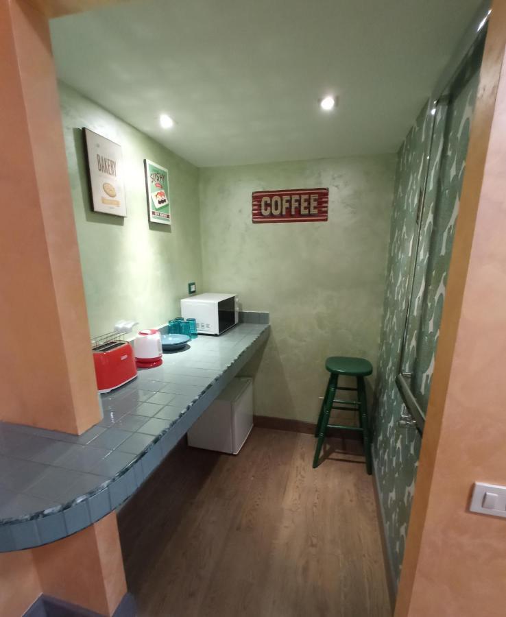 C&E Suites Roma Лидо-ди-Остия Экстерьер фото