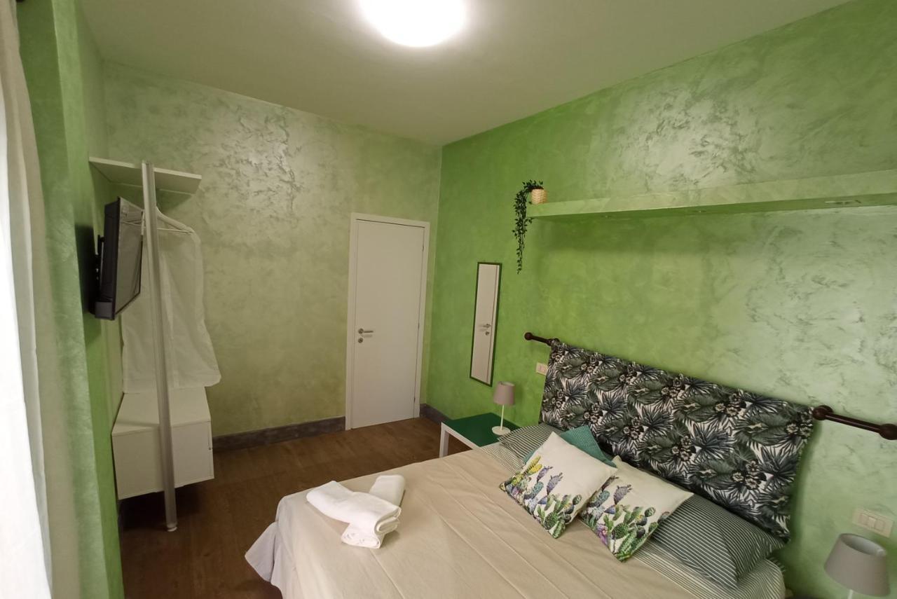 C&E Suites Roma Лидо-ди-Остия Экстерьер фото